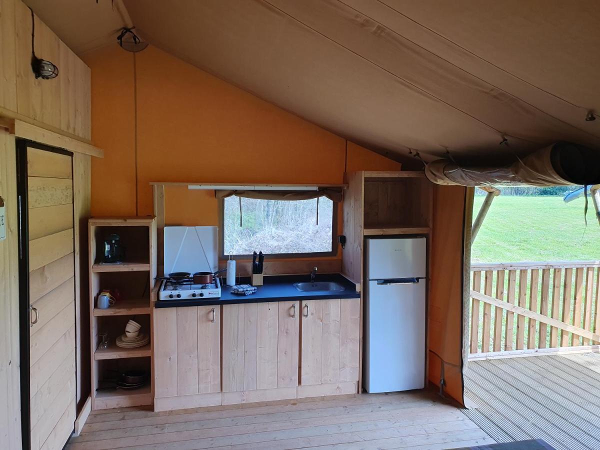 Luxury Safari Tents At Moulin Du Pommier Glamping & Camping Saulgond Luaran gambar