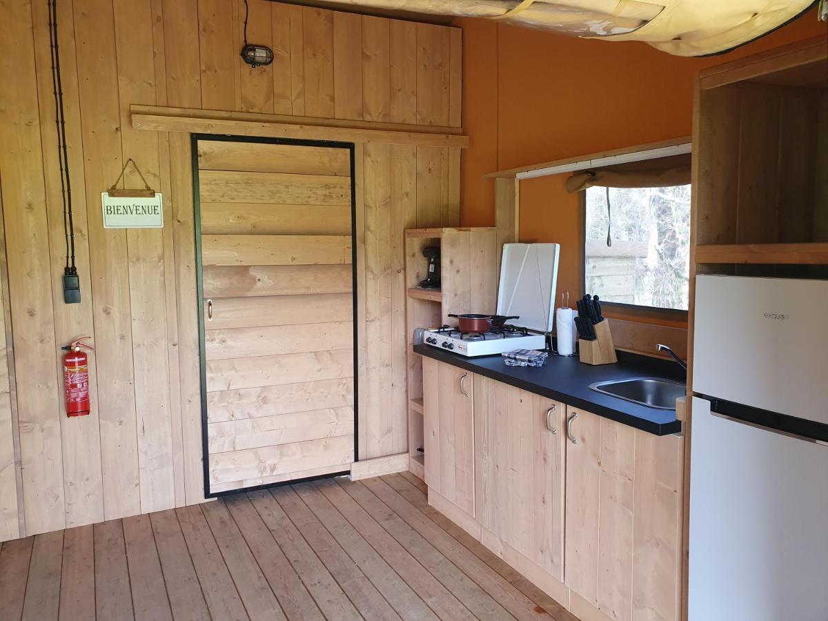 Luxury Safari Tents At Moulin Du Pommier Glamping & Camping Saulgond Luaran gambar