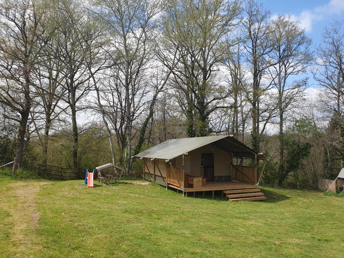 Luxury Safari Tents At Moulin Du Pommier Glamping & Camping Saulgond Luaran gambar