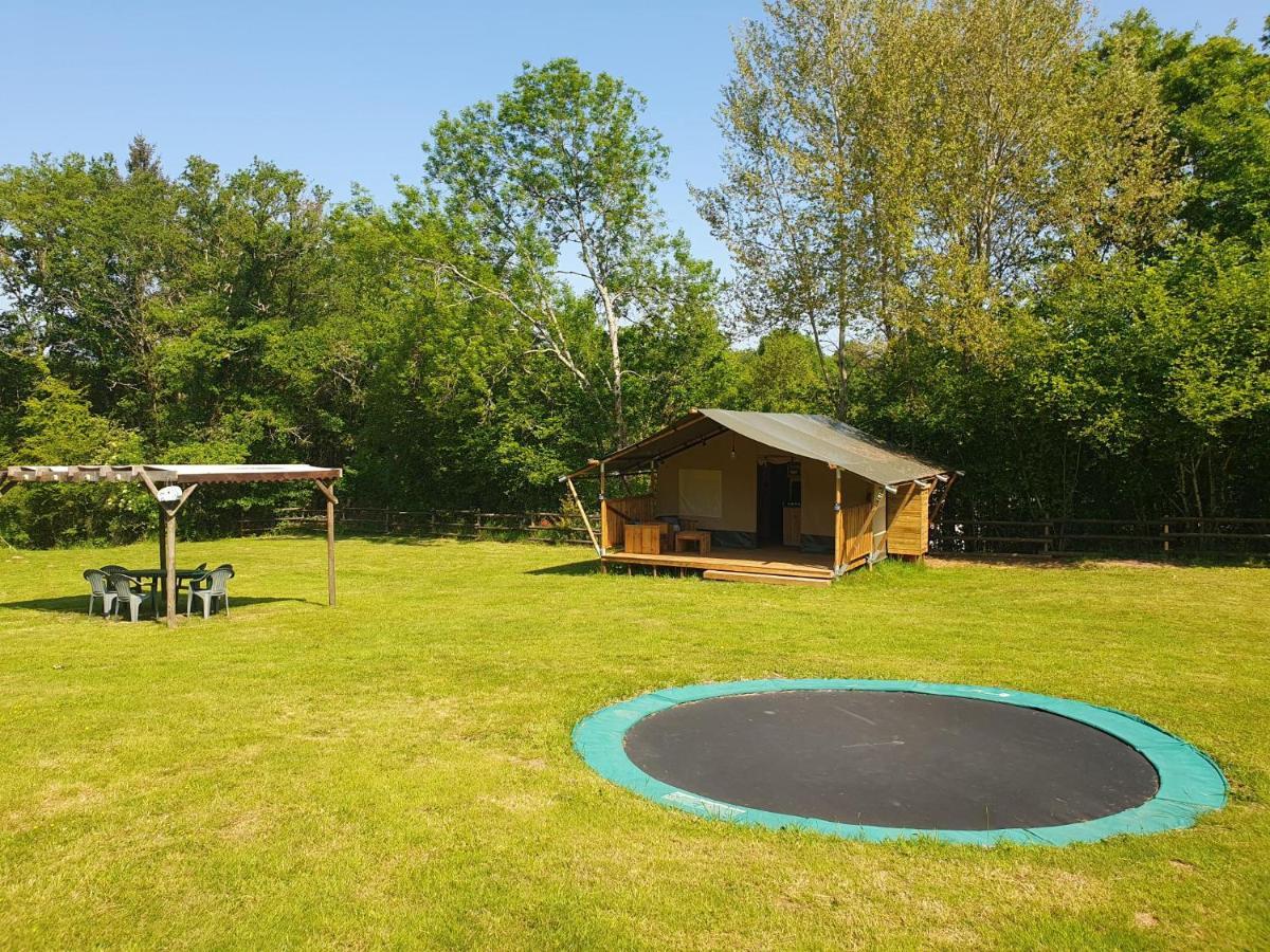 Luxury Safari Tents At Moulin Du Pommier Glamping & Camping Saulgond Luaran gambar