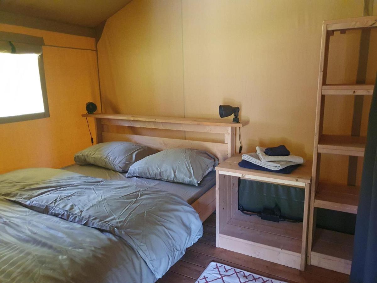 Luxury Safari Tents At Moulin Du Pommier Glamping & Camping Saulgond Luaran gambar