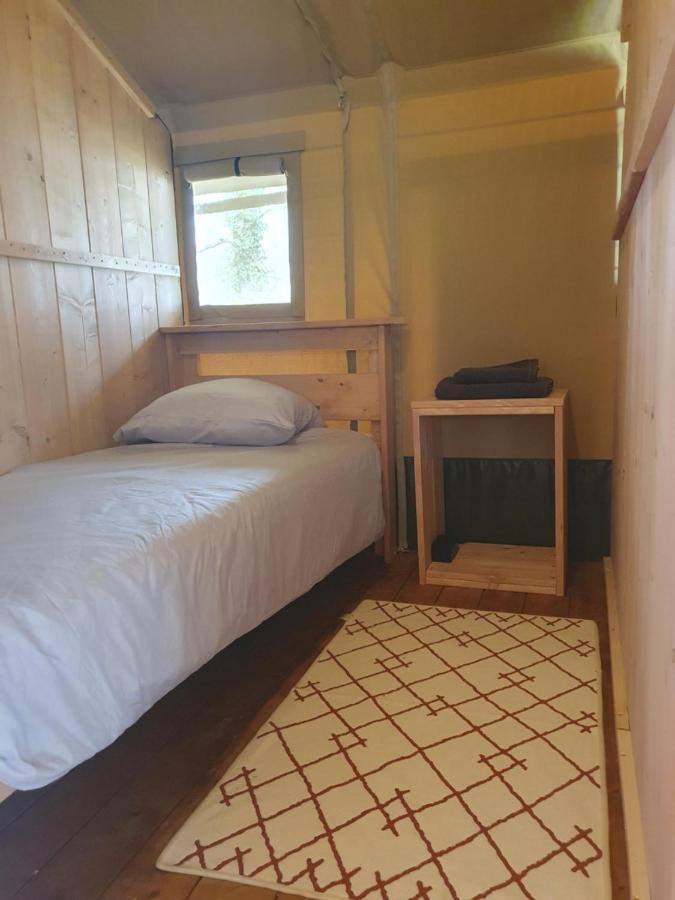 Luxury Safari Tents At Moulin Du Pommier Glamping & Camping Saulgond Luaran gambar