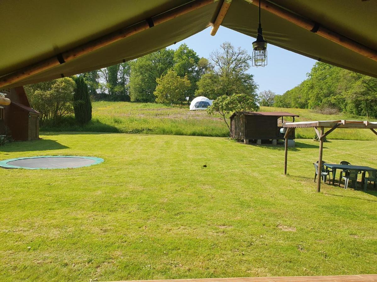 Luxury Safari Tents At Moulin Du Pommier Glamping & Camping Saulgond Luaran gambar