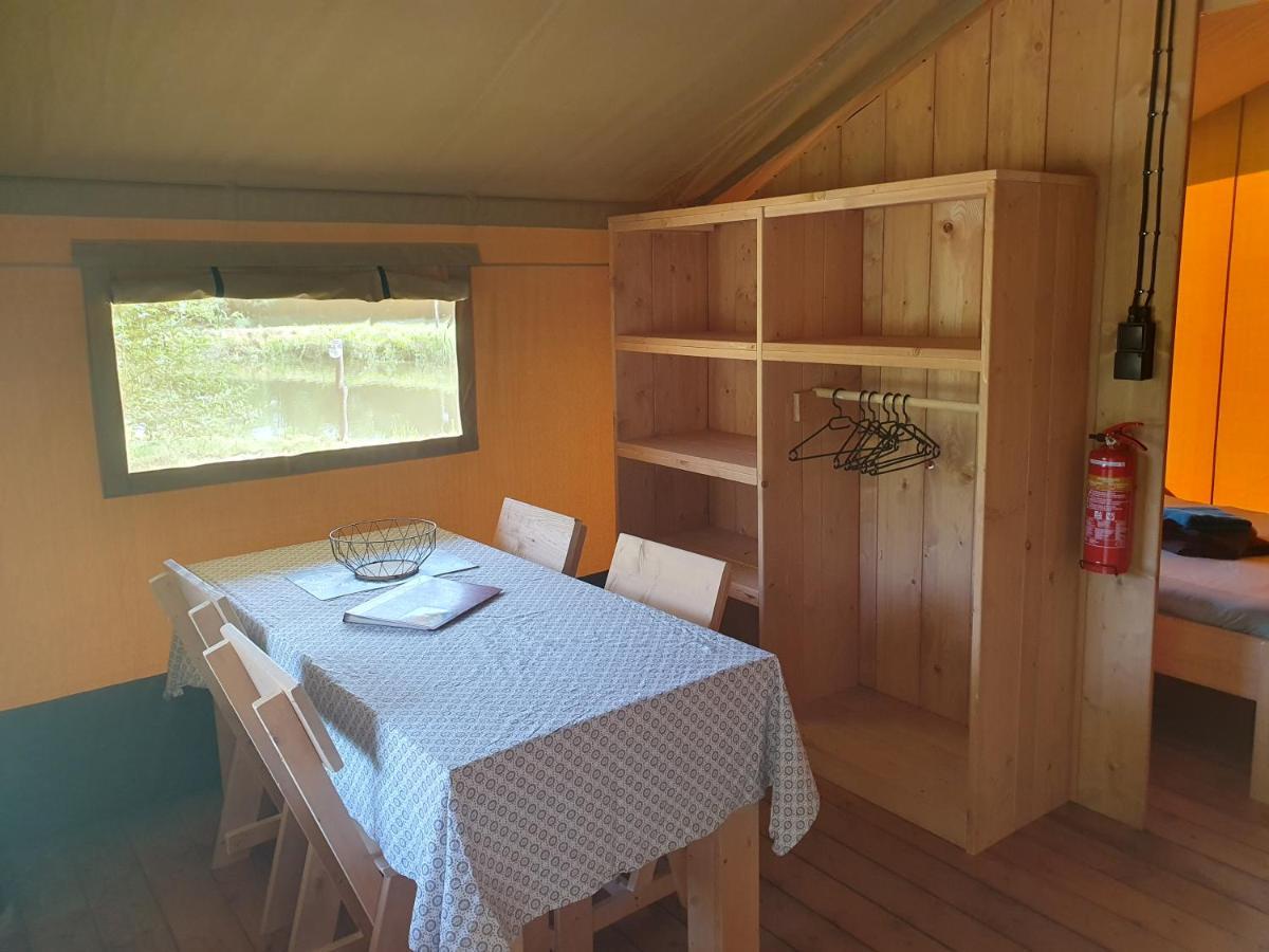 Luxury Safari Tents At Moulin Du Pommier Glamping & Camping Saulgond Luaran gambar