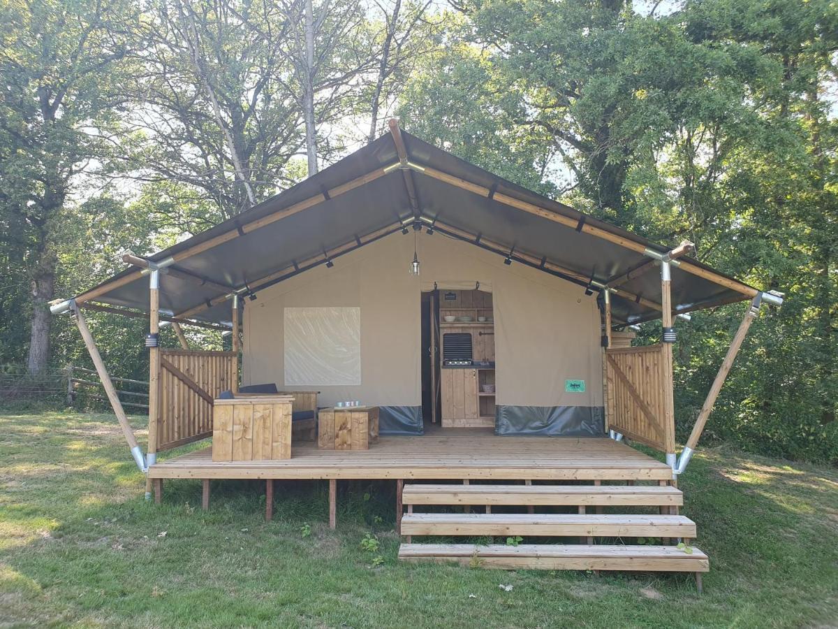 Luxury Safari Tents At Moulin Du Pommier Glamping & Camping Saulgond Luaran gambar